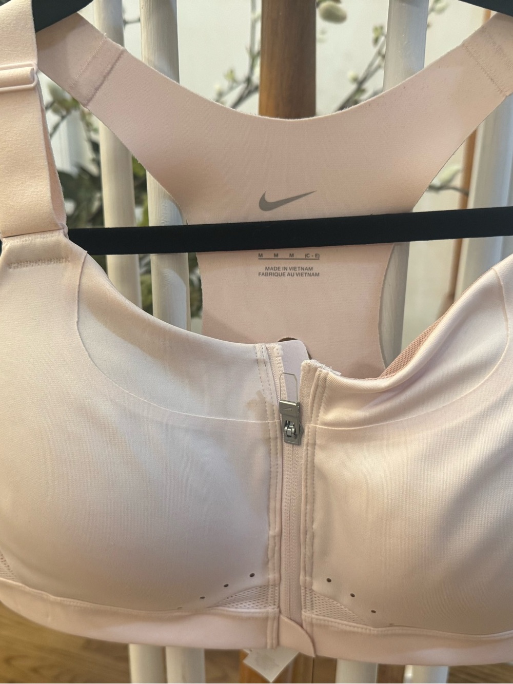 NWT- Nike Women's Front-Zip Light Pink High-Support Sports Bra